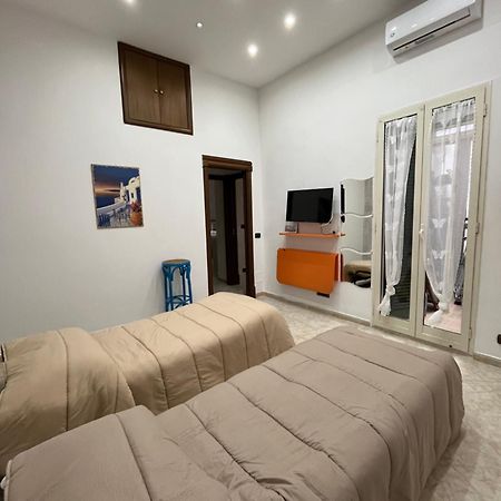 Barbi'S House Bed & Breakfast Napoli Dış mekan fotoğraf