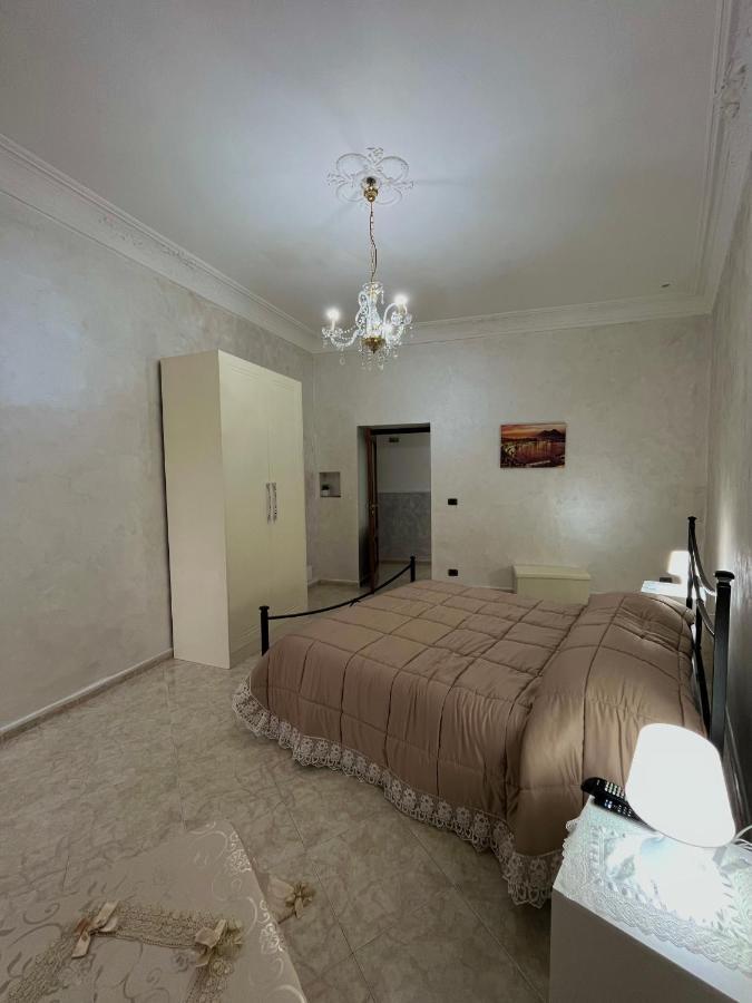 Barbi'S House Bed & Breakfast Napoli Dış mekan fotoğraf