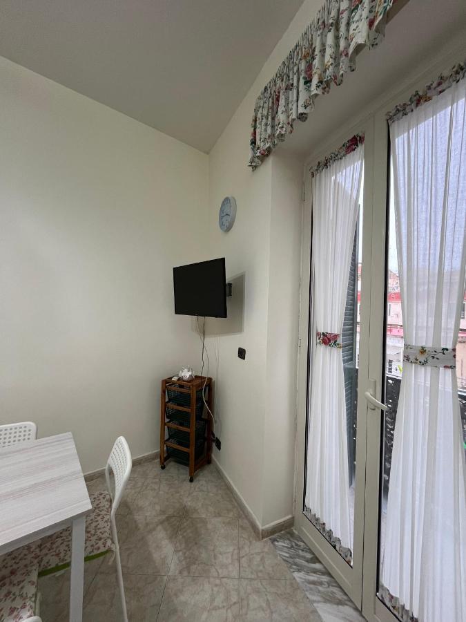 Barbi'S House Bed & Breakfast Napoli Dış mekan fotoğraf